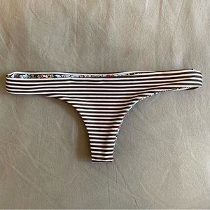 L Space itsy bikini bottom NWOT